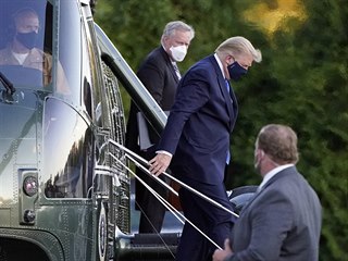 Americk prezident Donald Trump dorazil do vojensk nemocnice Waltera Reeda.