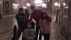 Jednou se zastávek na dovolené byl solný d�l Wieliczka. Rodina ho nav�tívila...