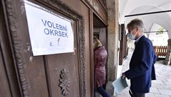P�edseda Senátu Milo� Vystr�il odevzdal 3. �íjna 2020 v Tel�i na Jihlavsku sv�j...
