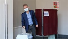 Sv�j hlas v sobotu v Tel�i odevzdal p�edseda Senáru Milo� Vystr�il.