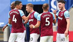 West Ham p�ekvapil dosud suverénní Leicester a zvít�zil 3:0.
