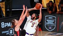 Basketbalisté Los Angeles Lakers získali po sedmnácté titul v NBA.