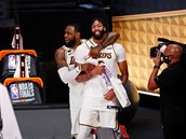 LeBron James a Anthony Davis z Los Angeles Lakers.