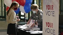 Svj hlas v prezidentskch volbch v USA u odevzdalo vce ne 70 milion lid