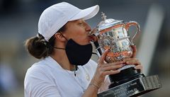 Devatenáctiletá Iga Šwiateková ovládla tenisové Roland Garros | na serveru Lidovky.cz | aktuální zprávy