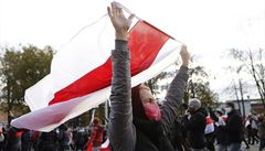 Žena s Běloruskou vlajkou. | na serveru Lidovky.cz | aktuální zprávy