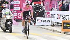 Portugalský cyklista Joao Almeida.