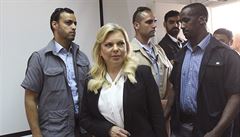 Žena izraelského premiéra bude jezdit v opancéřované Škodě Superb. Auto vyjde na víc než sedm milionů
