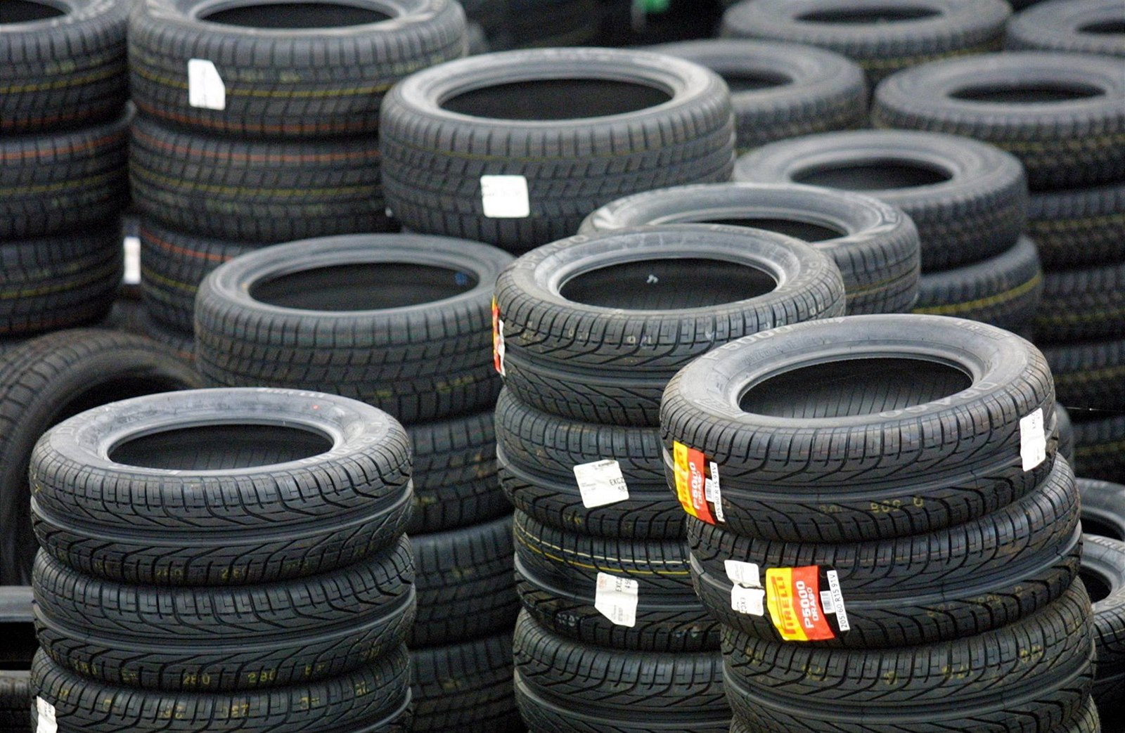 Pozor na levné zimní pneumatiky z Číny. Mohou vás zabít | Byznys |  Lidovky.cz