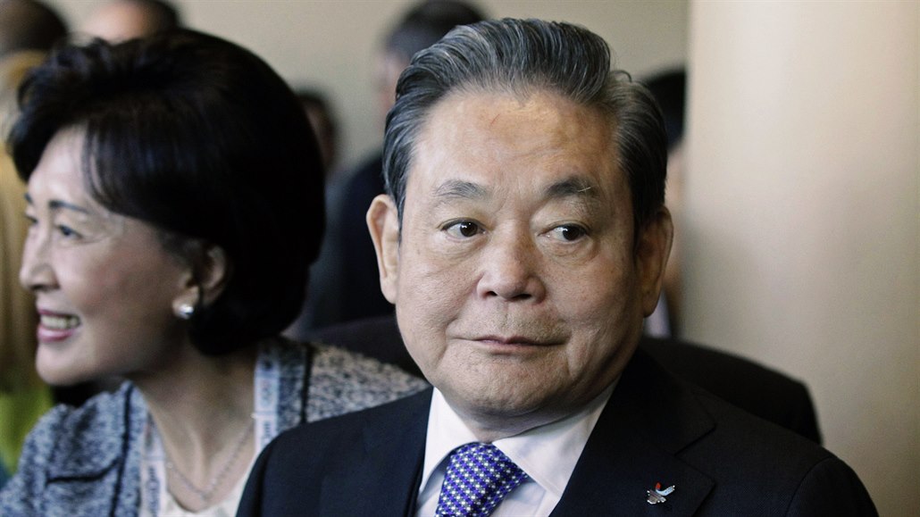 Pedseda skupiny Samsung Group a syn zakladatele celého konglomerátu I Kun-hi...