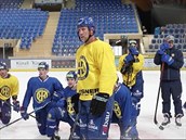 Joe Thornton se ped zaátekm pítí sezony NHL rozehraje ve výcarském Davosu.