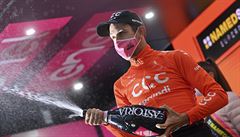 Josef �erný oslavuje etapové vít�zství.