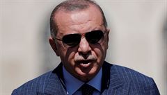 Erdogan doporučil Macronovi psychiatrické vyšetření za názory o islámu. Francie stahuje velvyslance