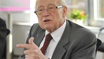 Ve věku 92 let zemřel jeden ze zakladatelů české kvantové chemie Rudolf...