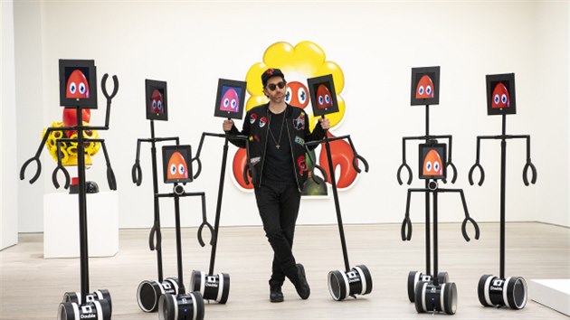 Na výstavu do londýnské galerie může člověk za sebe vyslat robota