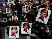 Protesty proti zákazu potrat v Polsku.