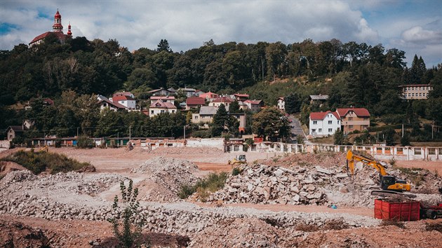 Zde vzniká Nová Tepna - moderní náchodská �tvr�.