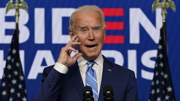 Demokratický kandidát na prezidenta Joe Biden pi stedením projevu k volim