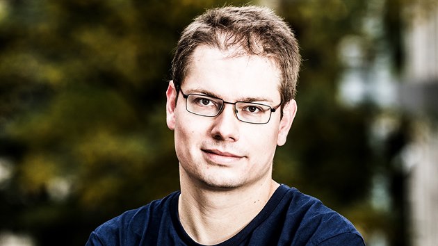 Datový noviná� Jan Cibulka.