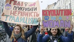 Ukrajinské feministky během pochodu u příležitosti Mezinárodního dne žen v... | na serveru Lidovky.cz | aktuální zprávy