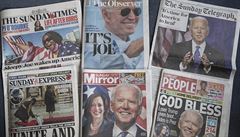 Titulní stránky nedlních novin ve Velké Británii oznamují vítzství Joea...