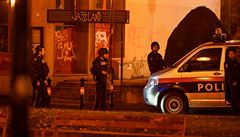 Policie po teroristickém útoku ve Vídni.