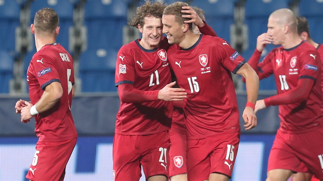 Čeští fotbalisté znají soupeře pro kvalifikaci o MS 2022. 