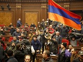 PETRÁČEK: Mír plný otázek. Karabach ohlídá Rusko s Tureckem na úkor Arménů