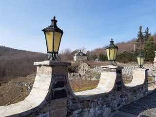 Cesta autem z Ottawy do vinohradu Kaple sv. Anežky ležícího poblíž městečka...