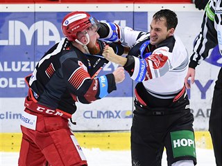 Utkn 13. kola hokejov extraligy: Mountfield Hradec Krlov - HC Energie...
