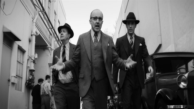 Film Mank re�iséra Davida Finchera.