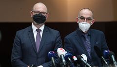 Ministr kolství Robert Plaga a ministr zdravotnictví Jan Blatný.
