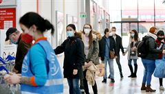 Senát žádá po vládě úpravu omezení kvůli epidemii, aby nebyla plošná