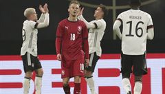 Těsné vítězství Německa 1:0 trefil Waldschmidt, větší rozdíl ve skóre zachránil Pavlenka