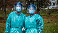 Fotograf Petr Kozlík pomáhá se svojí p�ítelkyní v Nemocnici Slaný.