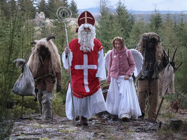 Mikul� s And�lem a �erty