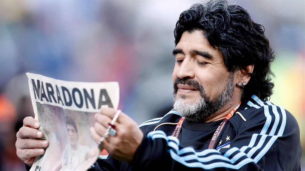 Argentinská fotbalová legenda Diego Maradona na fotografii z roku 2010