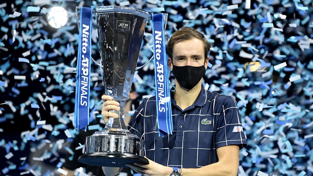 Ruský tenista Daniil Medveděv triumfoval na Turnaji mistrů.