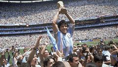 Argentinská fotbalová legenda Diego Maradona na fotografii z roku 1986 | na serveru Lidovky.cz | aktuální zprávy