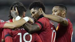 Cristiano Ronaldo pomohl Juventusu k postupu do osmifinále LM.