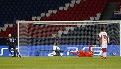 Cristiano Ronaldo pomohl Juventusu k postupu do osmifinále LM.