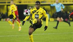 V A-týmu Dortmundu se objevuje i �estnáctiletý Youssoufa Moukoko.