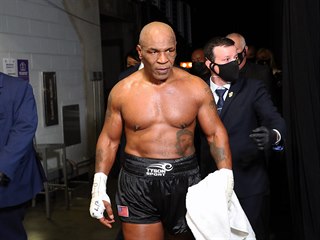 Mike Tyson po exhibici s Royem Jonesem Jr.