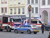 Ve mst Trevíru (Trier) na západ Nmecka vjelo auto na pí zónu. Na míst...