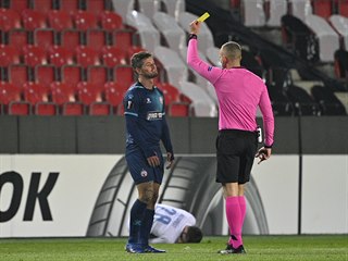 Evropsk liga, Slavia Praha - Beer eva: David Keltjens z tmu Hapoel Beer eva...