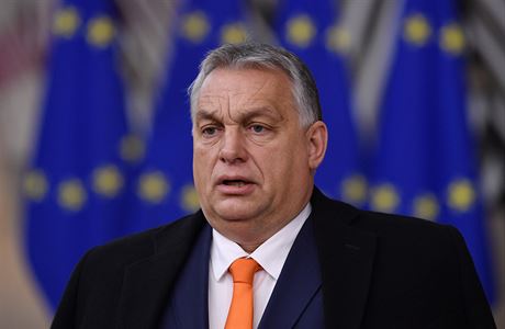 Orbán slíbil odklad splácení půjček až do července, daň pro malé a střední podniky sníží o polovinu