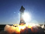 Stedení vzlet prototypu SN8 rakety Starship spolenosti SpaceX Elona Muska.