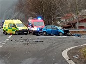 Provoz na silnici íslo 62 mezi Dínem a Ústím nad Labem u Povrl zastavila...