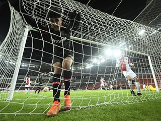 Evropsk liga, Leverkusen vs. Slavia: Samed Onur slav tet gl domcch v...