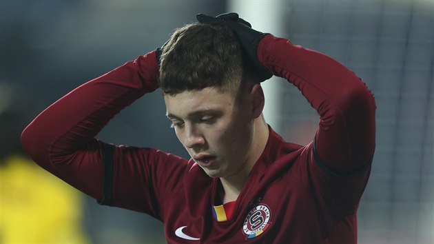 Evropská liga - Sparta vs. AC Milán: zklamaný Ladislav Krejí.